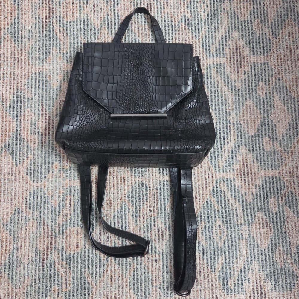 H Halston Women's Black Croc Embossed Backpack Handbag